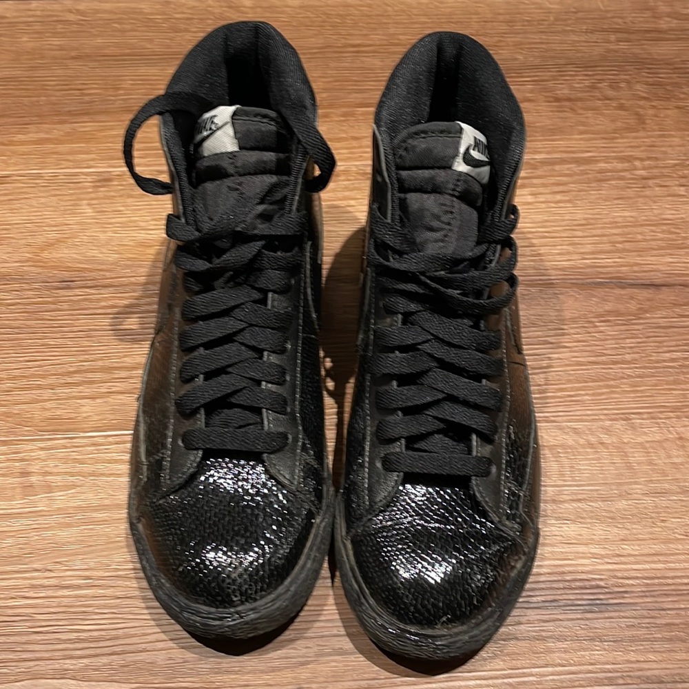 Nike high top, patent leather with snake print look